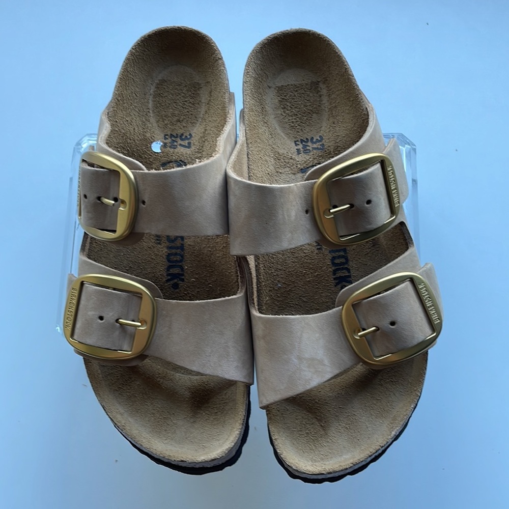 Birkenstock Arizona Big Buckle Nubuck Leather Size 6.5 Sandcastle